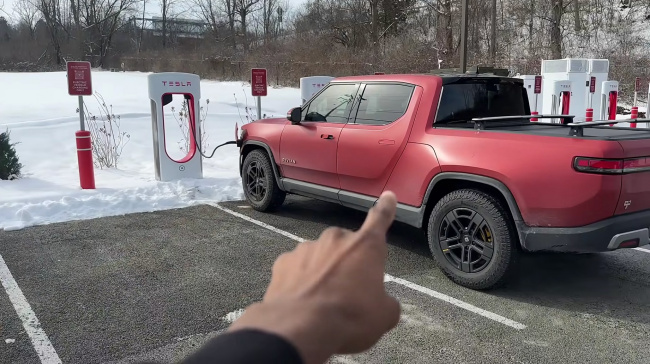 Rivian prepares owners for Tesla Supercharger use in latest OTA update