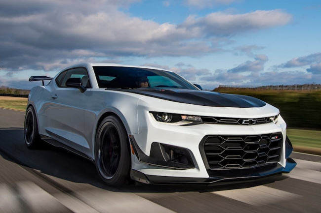 video, muscle cars, official: chevrolet camaro will be retired after 2024