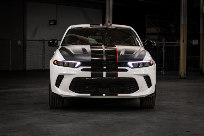 hornet brings sting to dodge’s ‘american muscle’ tradition