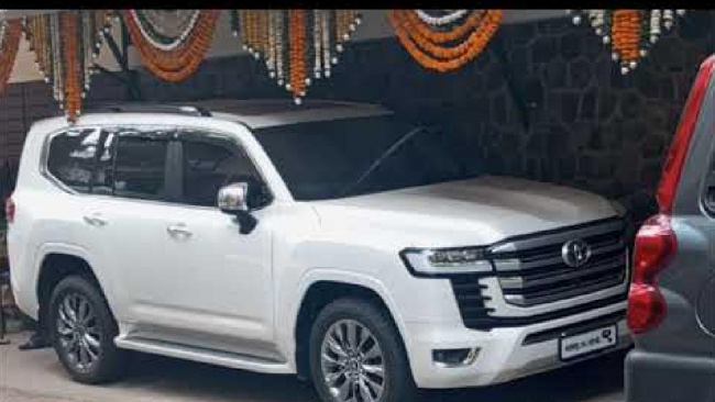 Raj Thackeray Adds Rs 2.10 Cr Toyota Land Cruiser to His Garage