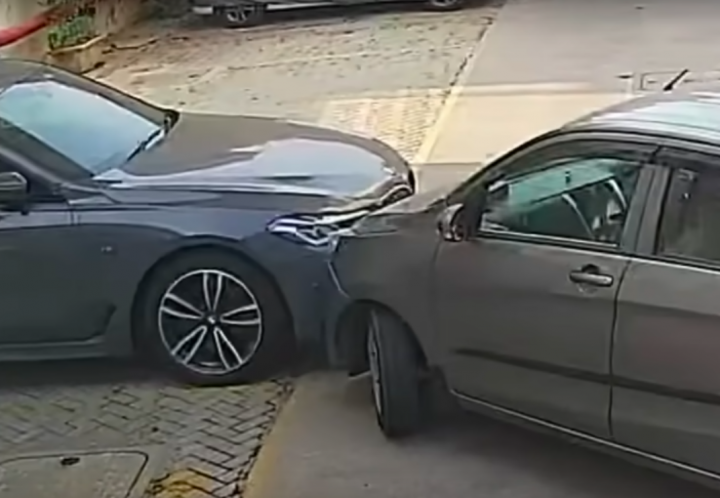 Neighbour crashes her car into my BMW 630d in building parking area, Indian, Member Content, Accident, street experiences, BMW 630d