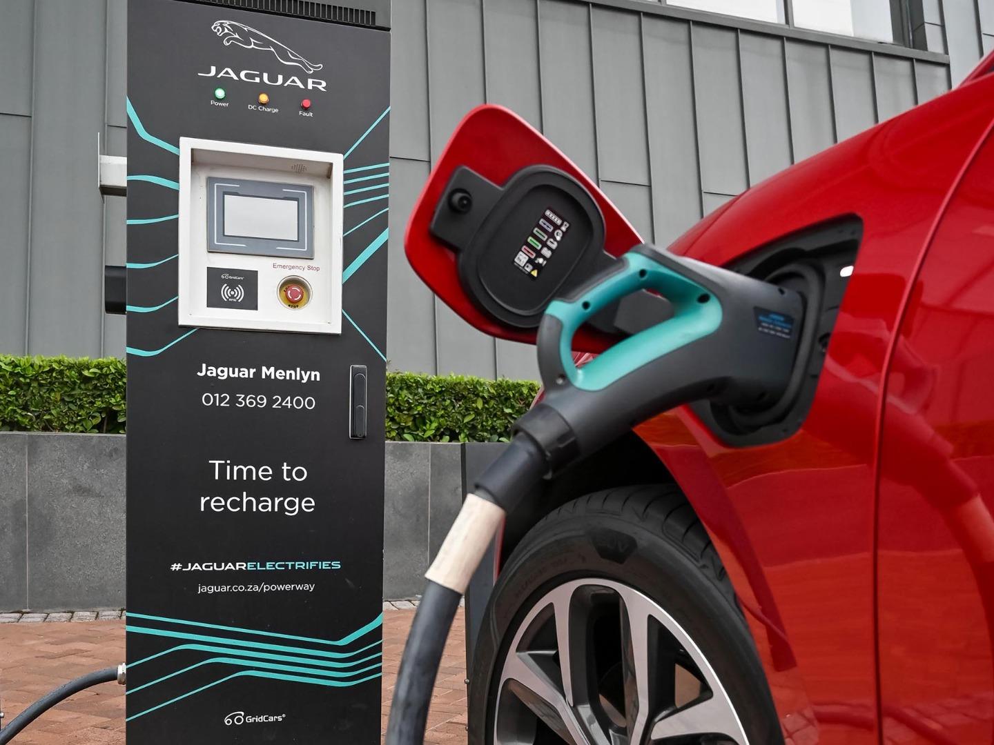 where are electric car charging stations near me?