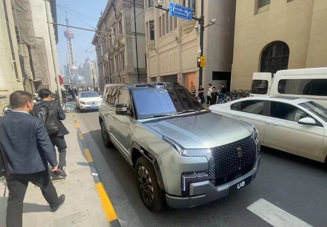 ev, byd’s yangwang u8 electric suv spotted in the streets of shanghai without camo