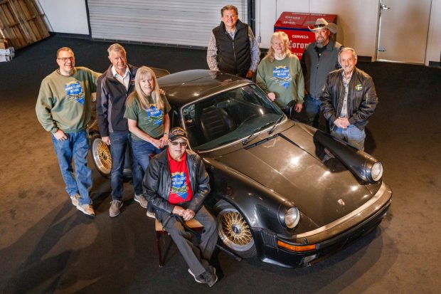 handpicked, sports, american, news, muscle, newsletter, classic, client, modern classic, europe, features, luxury, trucks, celebrity, off-road, exotic, asian, 1979 porsche 930 turbo up for auction supporting veterans