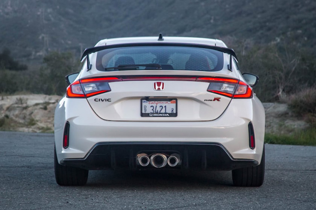 test drive, driven: 2023 honda civic type r is the final level of hot hatch excellence