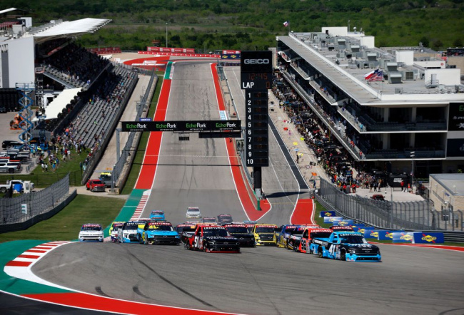 breaking, zane smith scores repeat win in nascar trucks at circuit of the americas