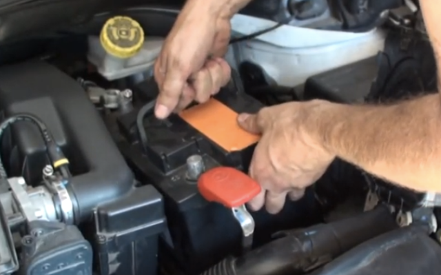 how to replace the car battery on a peugeot 208