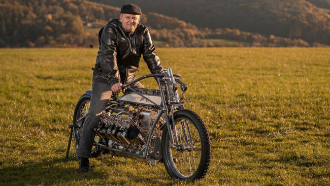 V8 Vintage: Pavel Malanik’s Self-Made JAP V8 Motorcycle