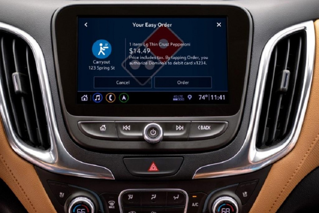 car news, carpool, in-car parking info ranked most valuable connected car feature by drivers