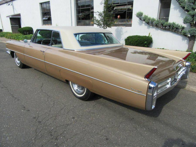 handpicked, luxury, american, news, muscle, newsletter, sports, classic, client, modern classic, europe, features, trucks, celebrity, off-road, exotic, asian, german, carlisle auctions has several great cadillacs crossing the block at their spring sale