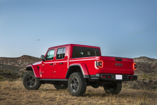 should you buy a used jeep gladiator?