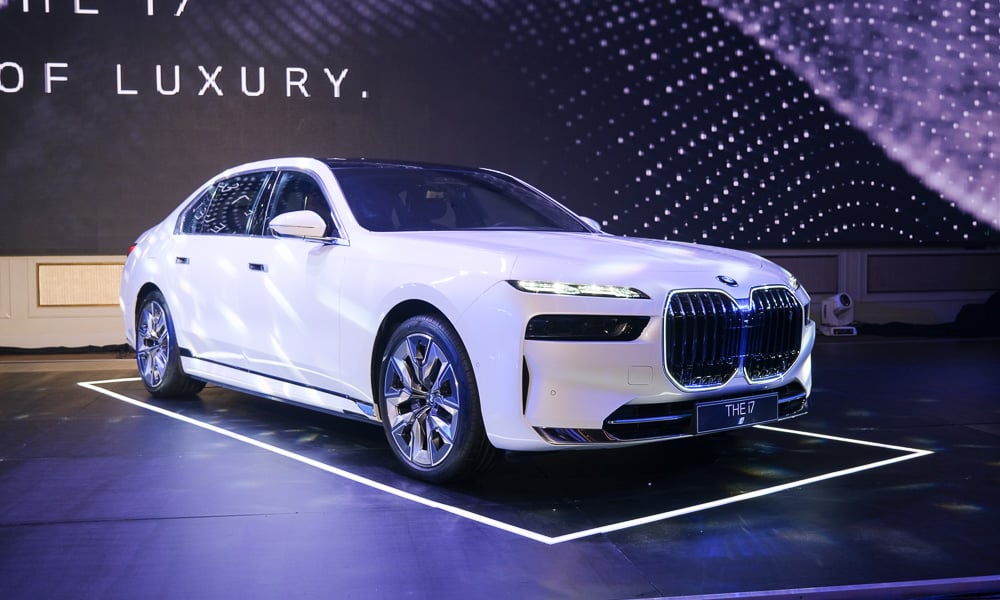 the latest bmw 7-series lands in ph, starting at p8.99 million