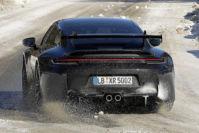 porsche, car news, coupe, performance cars, prestige cars, spy pics, upgraded porsche 911 gt3 trio hits the snow