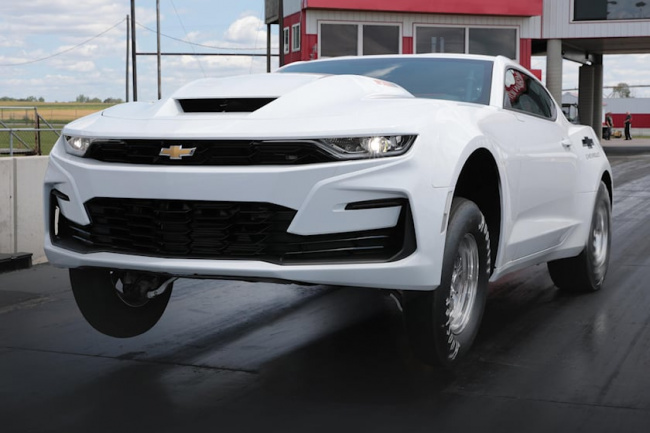 sports cars, special editions, opinion, muscle cars, the greatest hits of chevrolet's sixth-generation camaro
