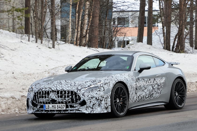 sports cars, rumor, leaked internal document suggests new mercedes-amg gt will arrive in october