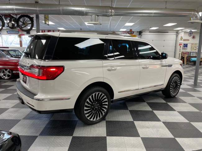 handpicked, luxury, american, news, muscle, newsletter, sports, classic, client, modern classic, europe, features, trucks, celebrity, off-road, exotic, asian, this 2020 lincoln navigator is literally bulletproof and it is selling at gaa this weekend