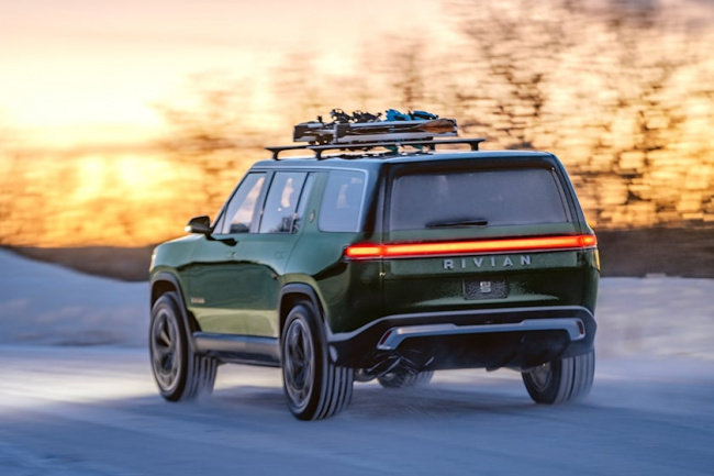 technology, off-road, rivian r1s gets bricked in snowbank two days after owner took delivery