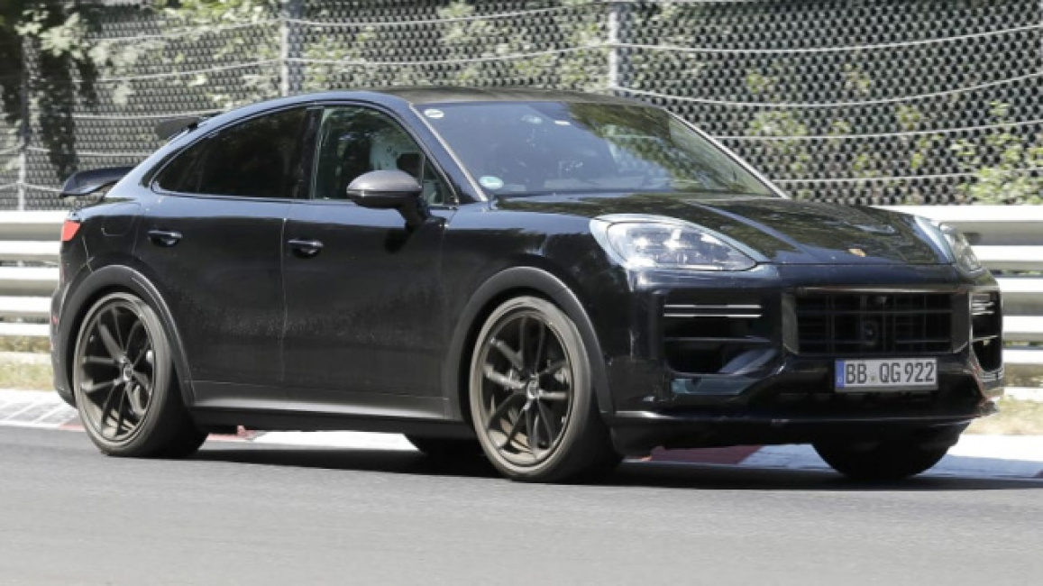 Porsche Cayenne coupe August spyshots - front angled