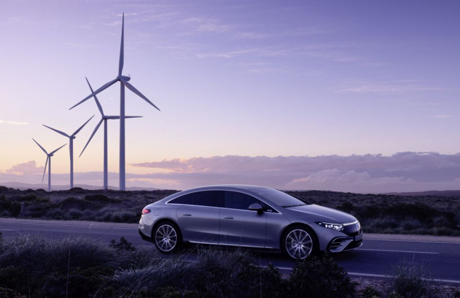 autos mercedes-benz, mercedes amps up renewable energy switch with iberdrola wind deal