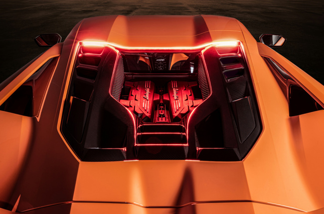 Lamborghini Revuelto, successor to the Aventador, makes world debut