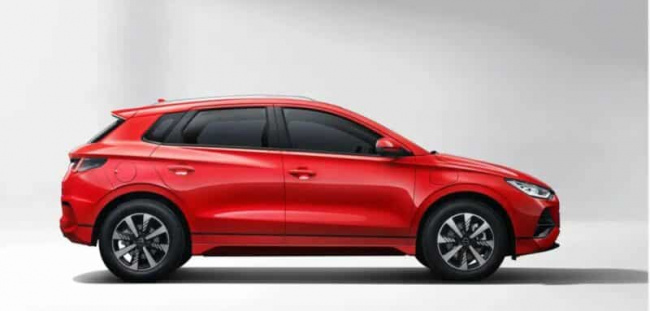 ev, 2023 byd e2 electric hatchback with an 8-in-1 electric powertrain will launch on april 6