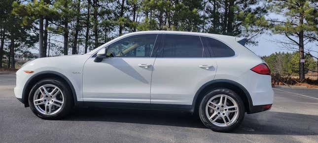 at $12,900, is this 2013 porsche cayenne s hybrid the real deal?