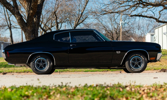 handpicked, muscle, american, news, newsletter, sports, classic, client, modern classic, europe, features, luxury, trucks, celebrity, off-road, exotic, asian, italian, tuxedo black chevelle ss is dressed to thrill and it is selling at no reserve at mecum’s houston auction