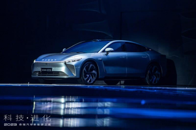 ev, chery unveiled sterra et suv and es sedan with catl inside, 700 km range, and 800v architecture
