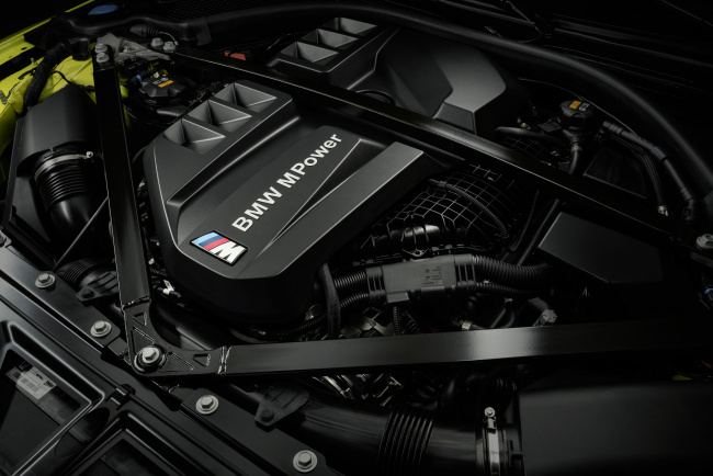 bmw m3 & m4 competition officially break cover