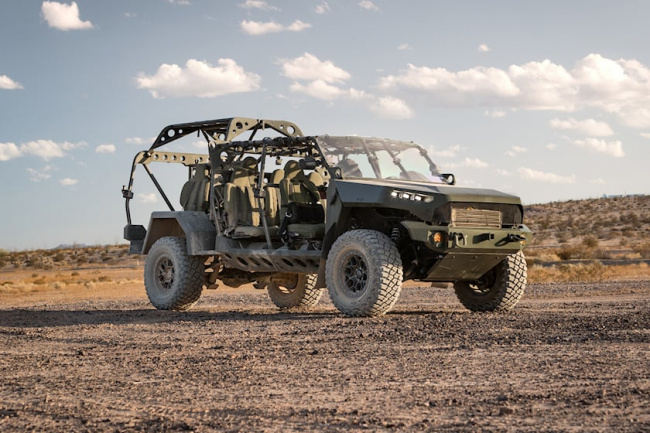 trucks, government, gm's isv military vehicle has been cleared for full army production