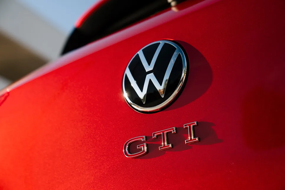 volkswagen golf, volkswagen golf 2023, volkswagen news, volkswagen hatchback range, hatchback, volkswagen, industry news, showroom news, hot hatches, return of the king! 2023 volkswagen golf gti returns to australian showrooms after supply halted the hyundai i30 n rival