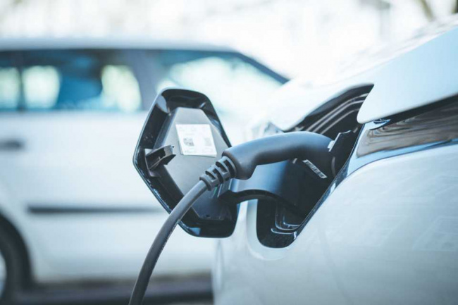 smes, commercial, alternative fuels, leasing, smes lack time and expertise for ev transition