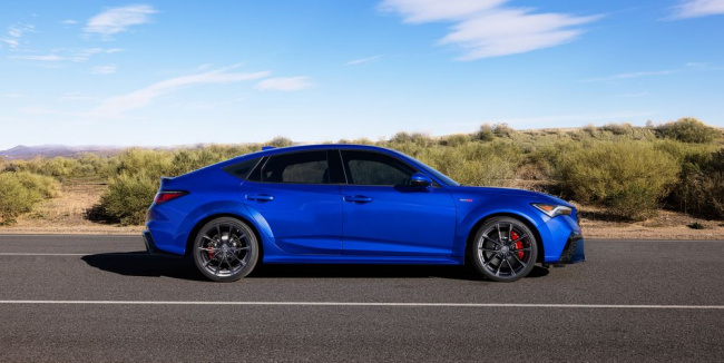 The 2024 Acura Integra Type S Is a More Luxurious Civic Type R