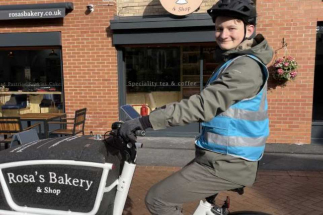 e-bikes, air quality, commercial, smes, welsh government extends funding for e-bike loan schemes