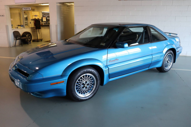 handpicked, sports, american, news, highlights, newsletter, muscle, classic, client, modern classic, europe, features, luxury, trucks, celebrity, off-road, exotic, motorcycle, ultra-low mileage 1993 corvette and 1992 pontiac grand prix selling at carlisle auctions next weekend