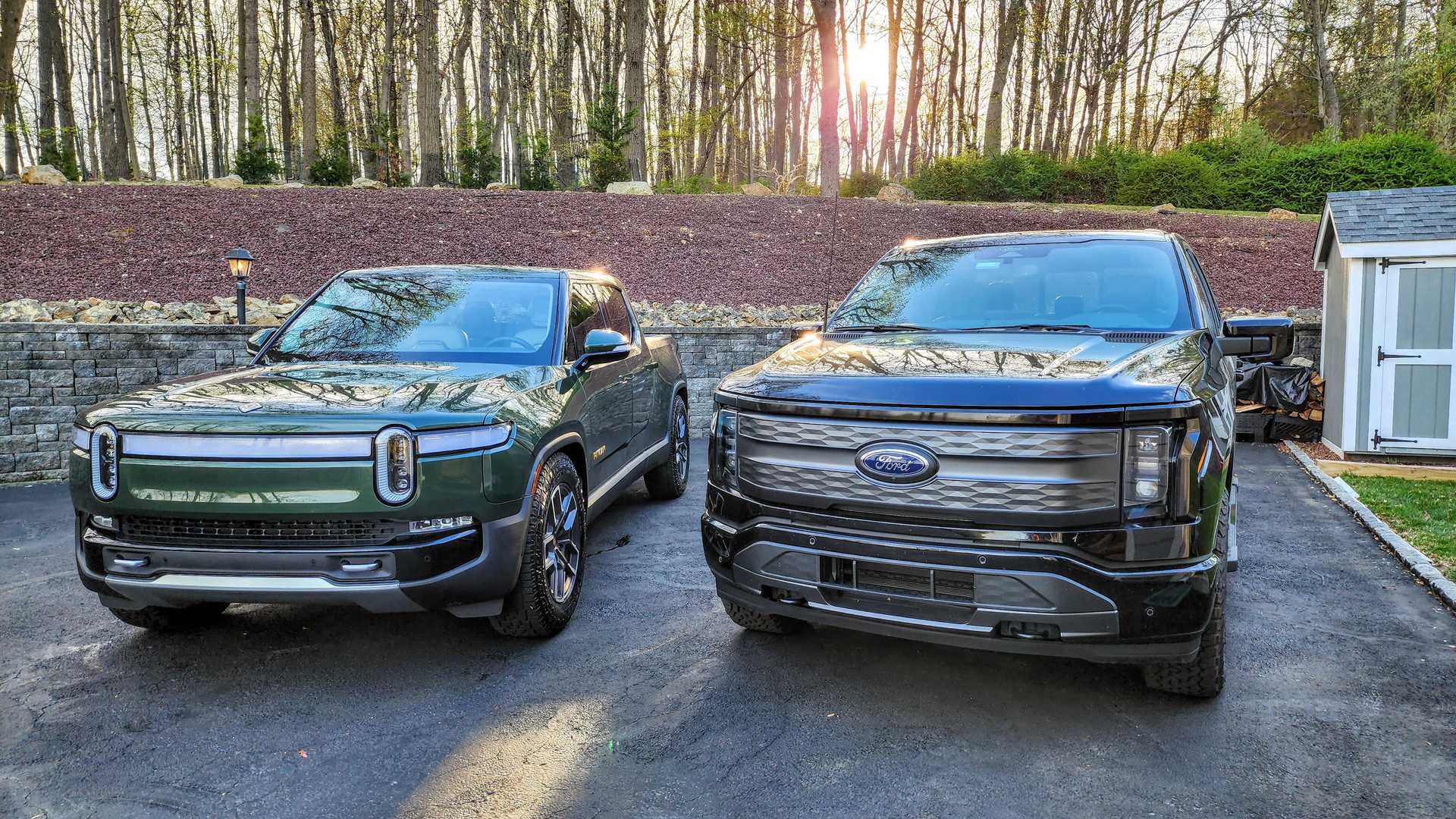 rivian vs ford: which electric pickup truck can go farther?