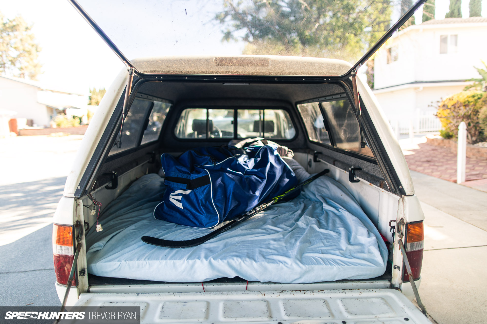 toyota pickup, toyota, speedhunters project cars, speedhunters garage, sh garage, project cars, project car, offroad, off-road, hilux, 4wd, 4runner, taking a ’91 toyota pickup on an off-road adventure