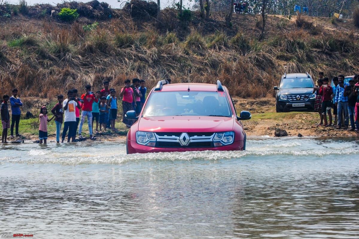 Renault Duster AWD drives through a river: OTR with Kolkata Offroaders, Indian, Renault, Member Content, Duster AWD, off-roading
