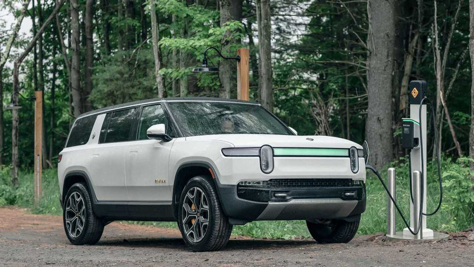 rivian r1t and r1s join evs now eligible for partial us tax credit