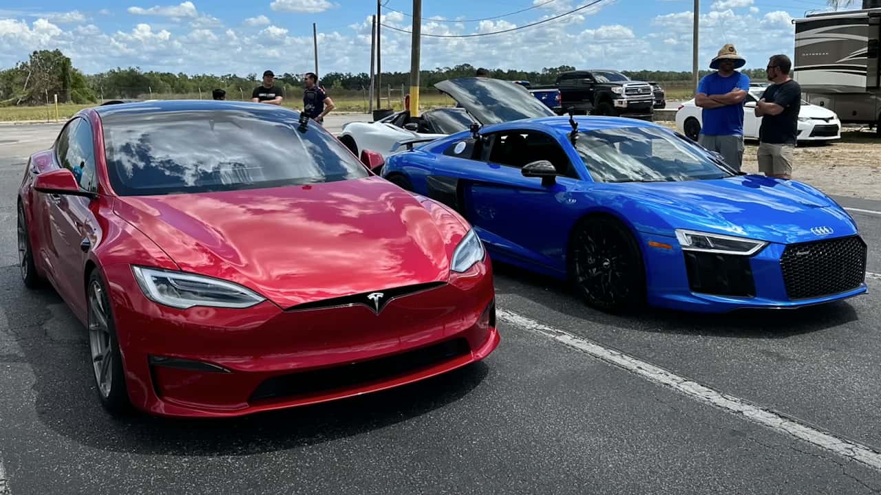 Can Audi R8 Beat Tesla Model S Plaid In A Drag Race?