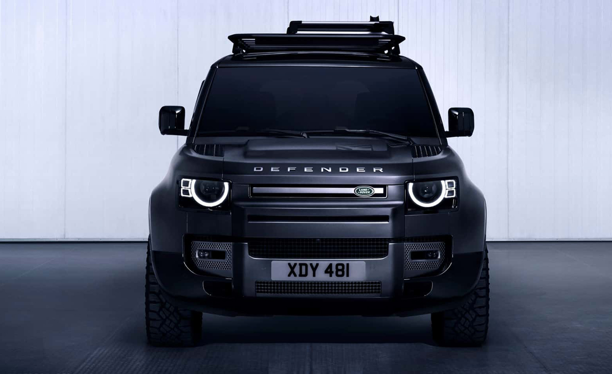 land rover, land rover defender, land rover defender 110, land rover defender 130, land rover defender 130 outbound, land rover defender gets 2 new models and 1 design pack in south africa
