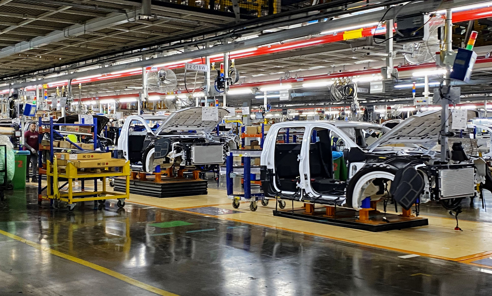 ford, ford everest, ford ranger, volkswagen, vw amarok, first look inside ford south africa’s next-generation ranger factory – photos