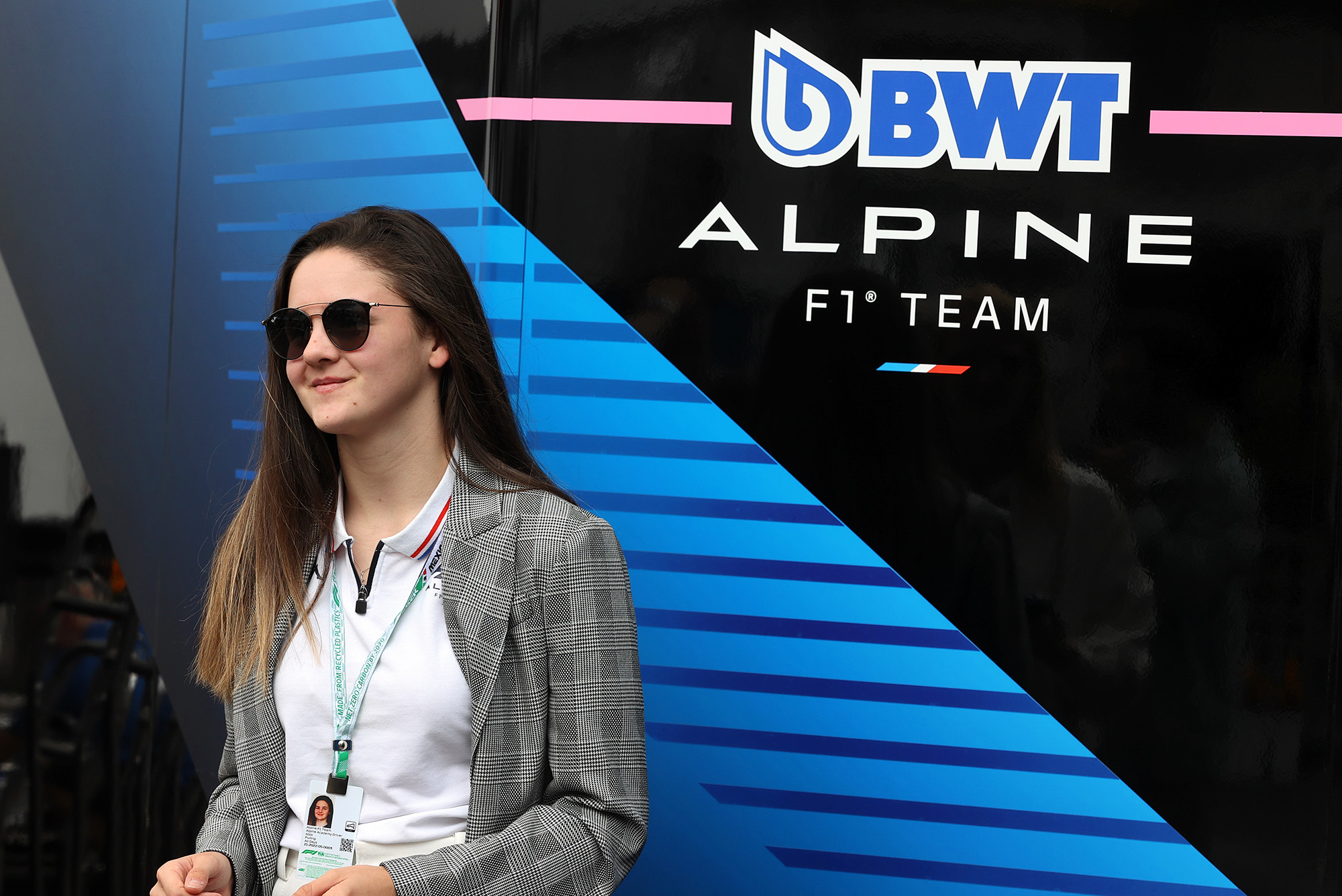 f1’s new all-female series won’t be broadcast live