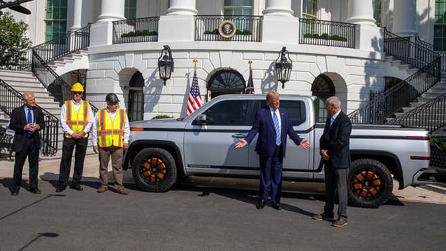 Former President Donald Trump talks about Lordstown’s Endurance electric pickup truck with former Lordstown CEO Steve Burns outside the White House on September 28, 2020.
