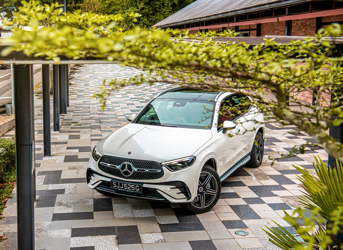 mercedes-benz, mercedes, mercedes-benz glc, glc, mercedes-benz glc-class launched in singapore : good luck charm