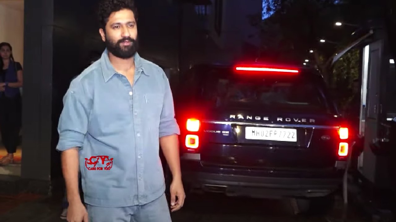 Vicky Kaushal Seen in His Rs 1.60 Crore Range Rover Vogue