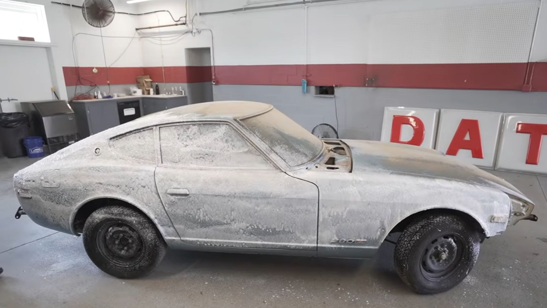 news, sports, american, newsletter, highlights, muscle, handpicked, client, classic, modern classic, europe, features, luxury, trucks, celebrity, off-road, german, watch a datsun 280z’s first bath in 44 years