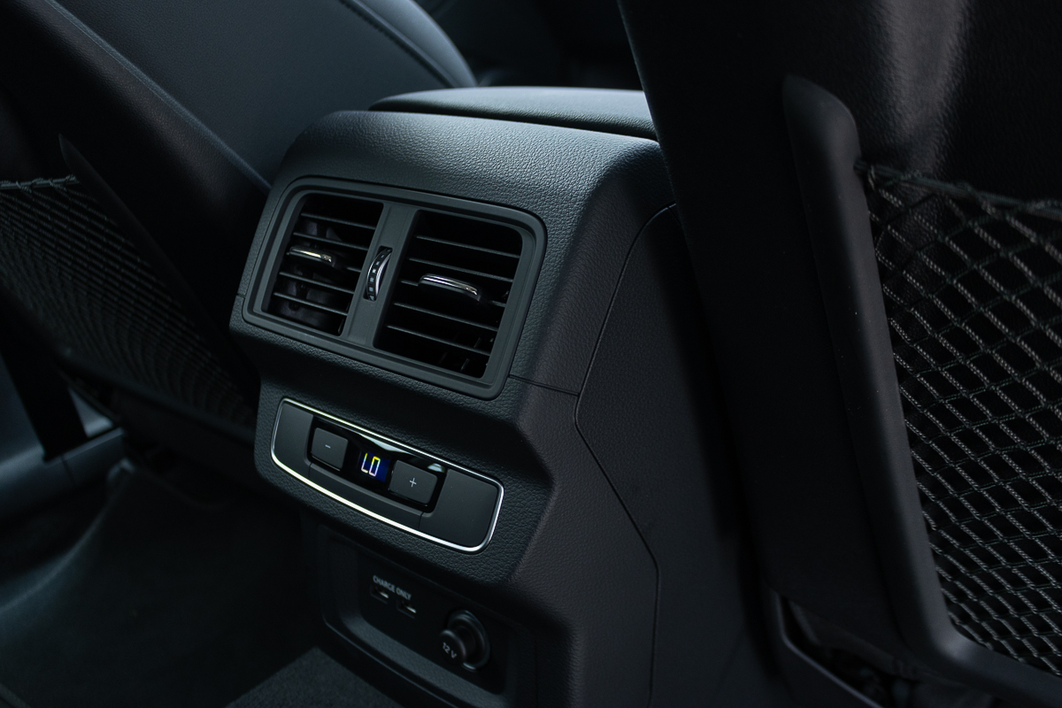2023 Audi Q5 Sportback 2.0 40TFSI Singapore - Rear air-conditioning vents