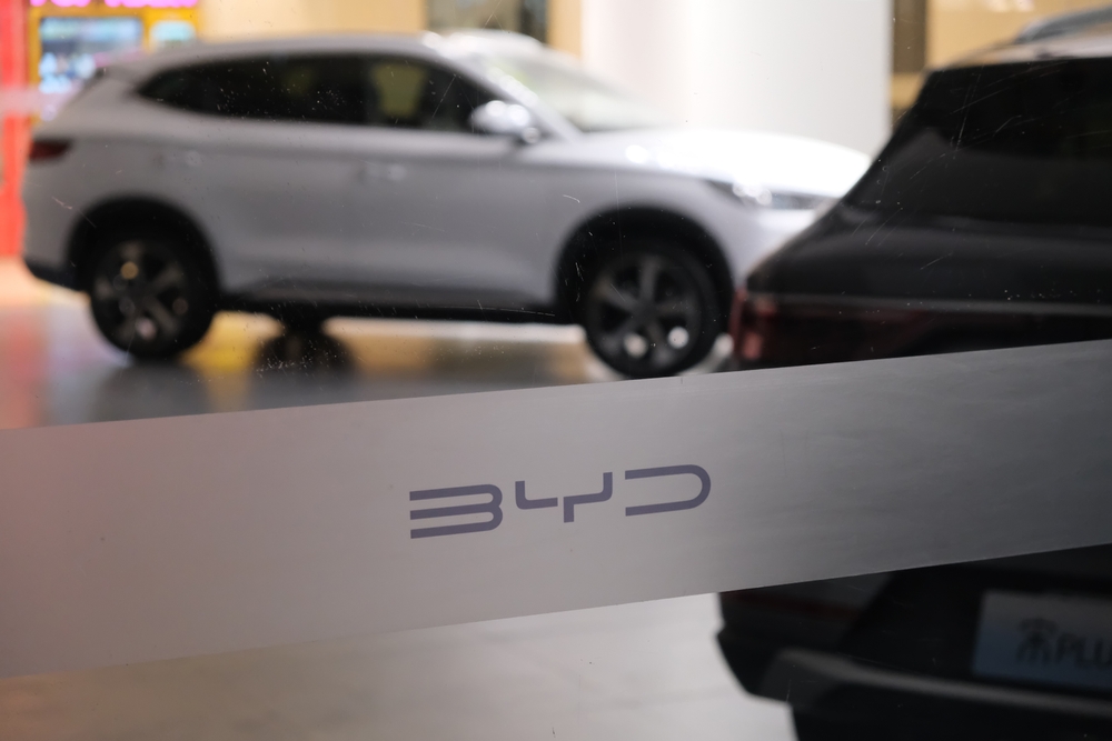 byd continues to dominate phev segment in china
