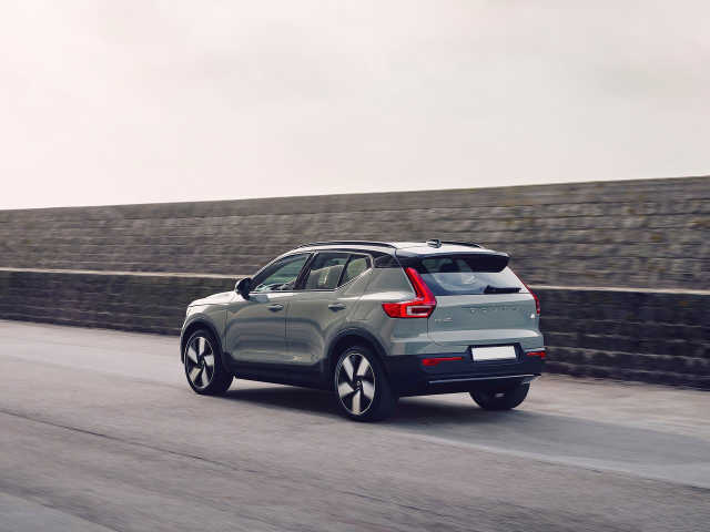 top 3 volvo xc40 trims head to head: here’s our winner.